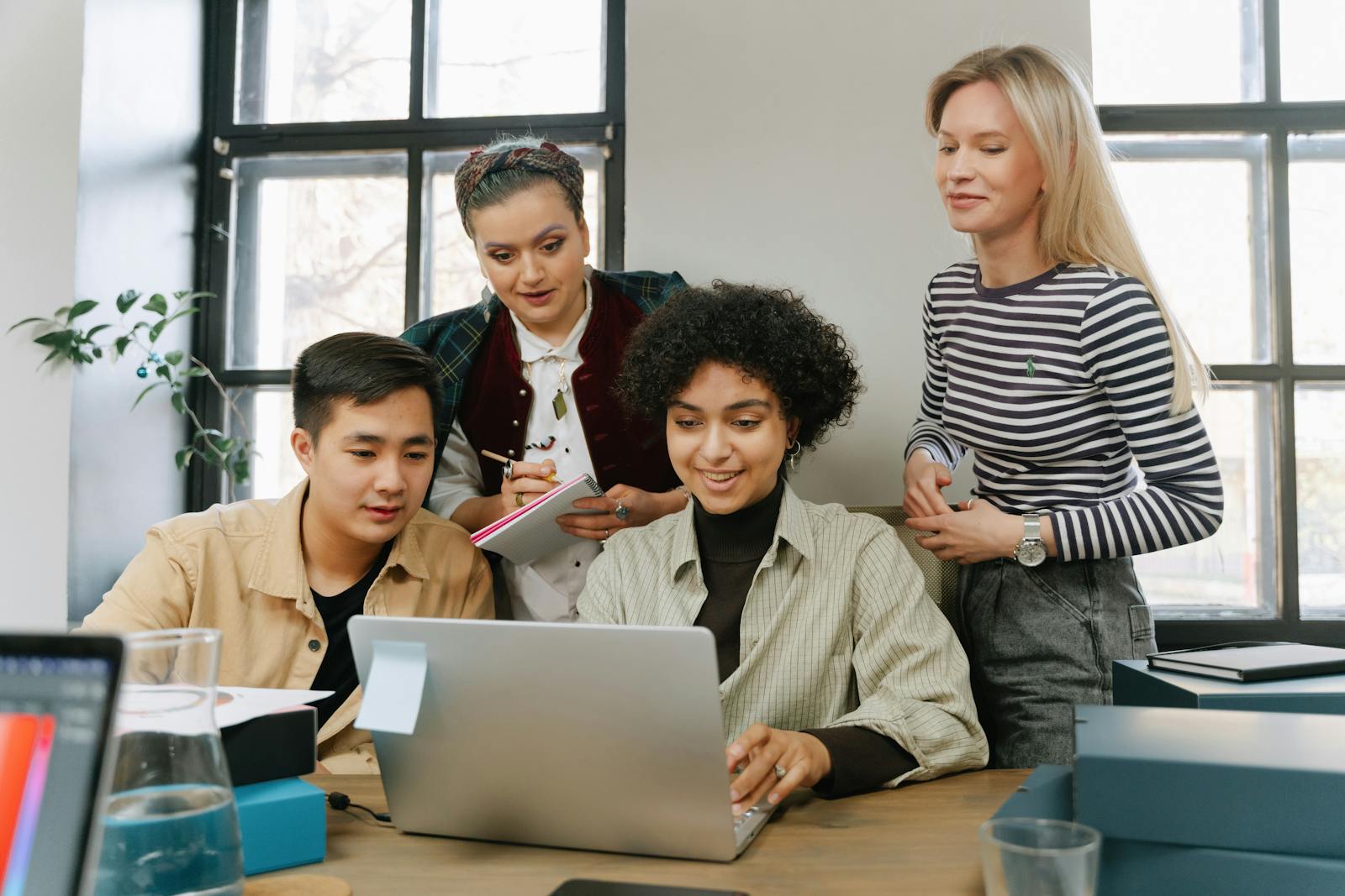 Staff designation booking system: complete guide | 4 reasons letting customers choose changes your repeat rate [2026 edition]